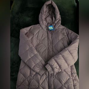 COLUMBIA COAT BRAND NEW WITH TAGS !!!!NEVER WORN!!!!